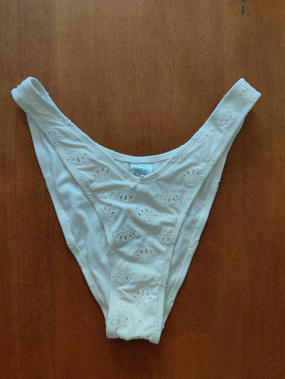 Wild Fable White Eyelet High Leg Low Rise Cheeky V-Waist Bikini Bottoms NWT M